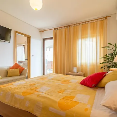 Apartments Bepina Biograd Na Moru Exterior photo