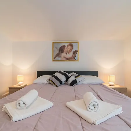 Apartments Bepina Biograd Na Moru Exterior photo