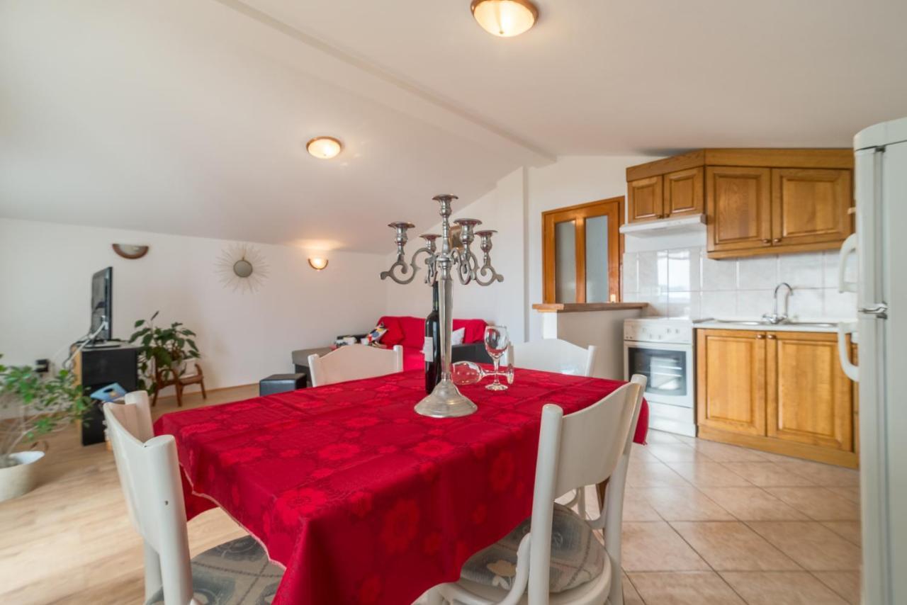 Apartment Bepina *